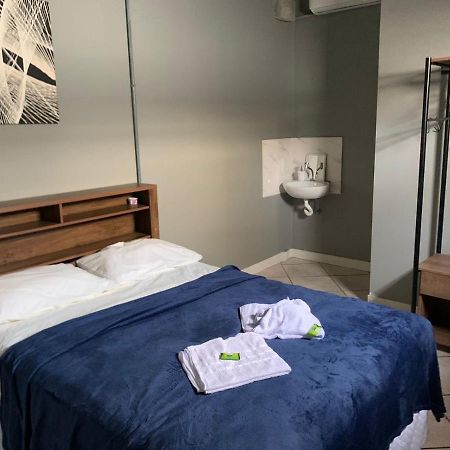 Esquina 8 Suites Confort & Hostel Florianopolis Ngoại thất bức ảnh
